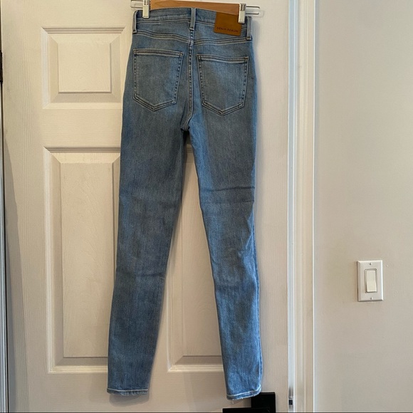 The Lola High Rise Skinny 30L - Picture 4 of 5